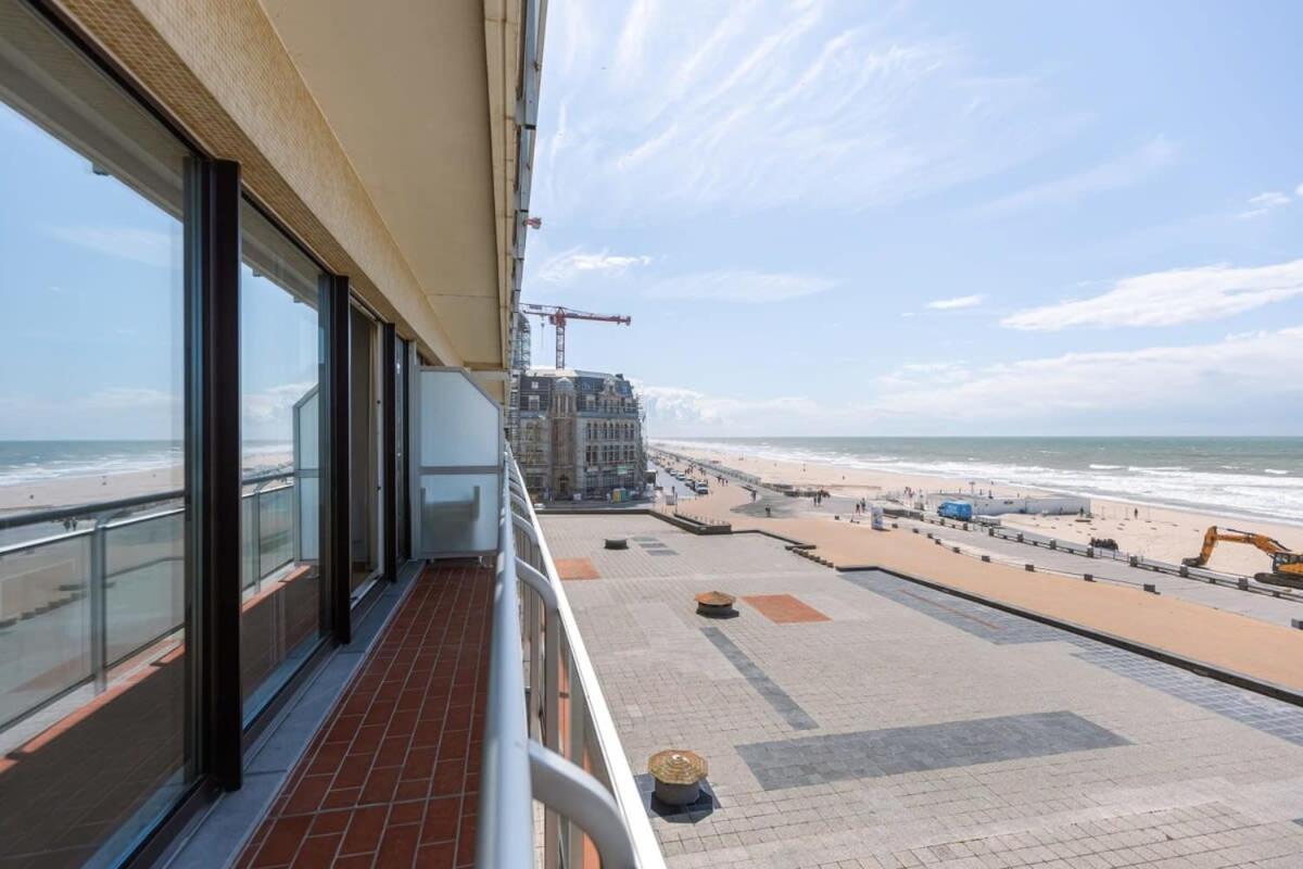 Huswell - Bright Seaview Apartment In Oostende Exterior foto