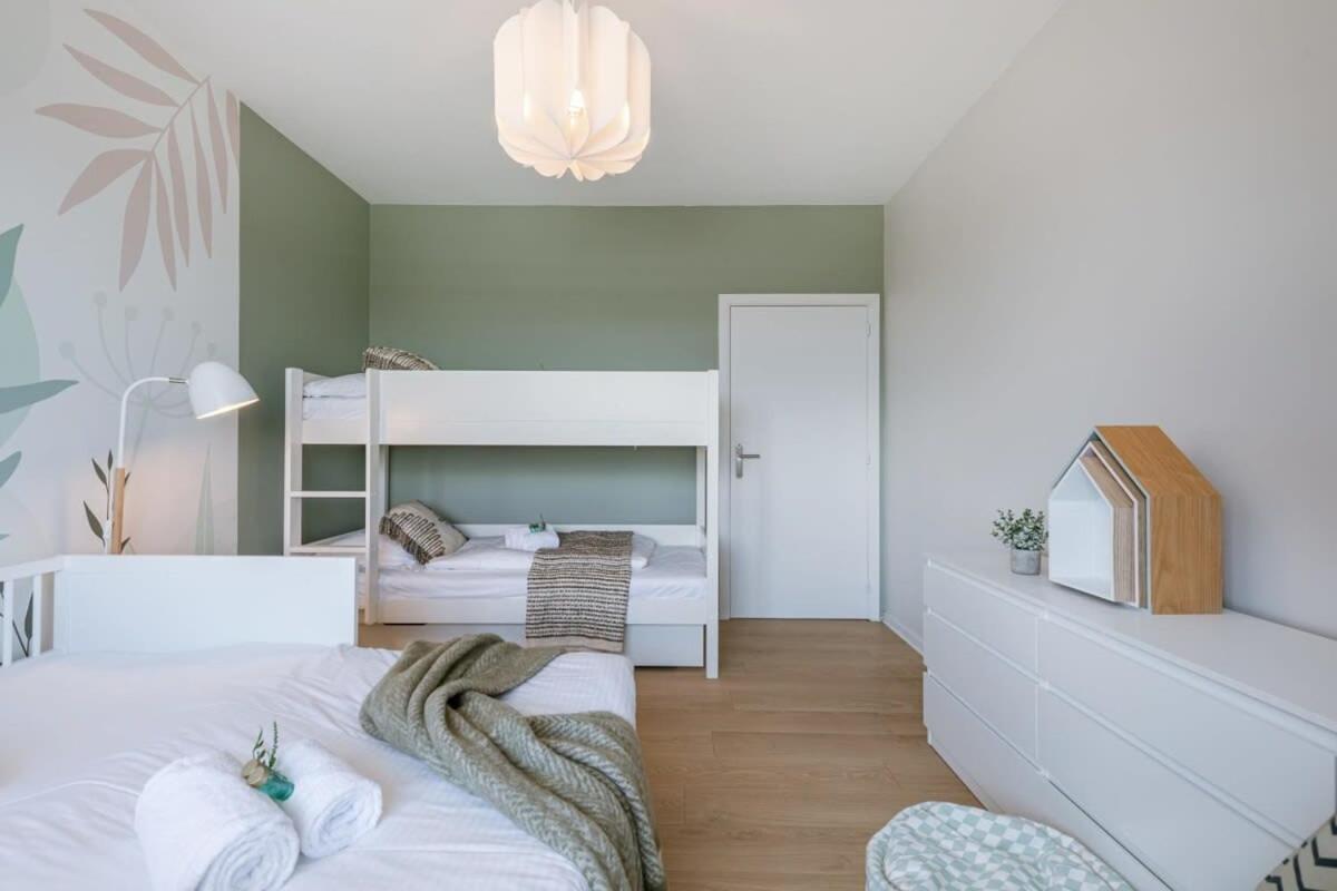 Huswell - Bright Seaview Apartment In Oostende Exterior foto