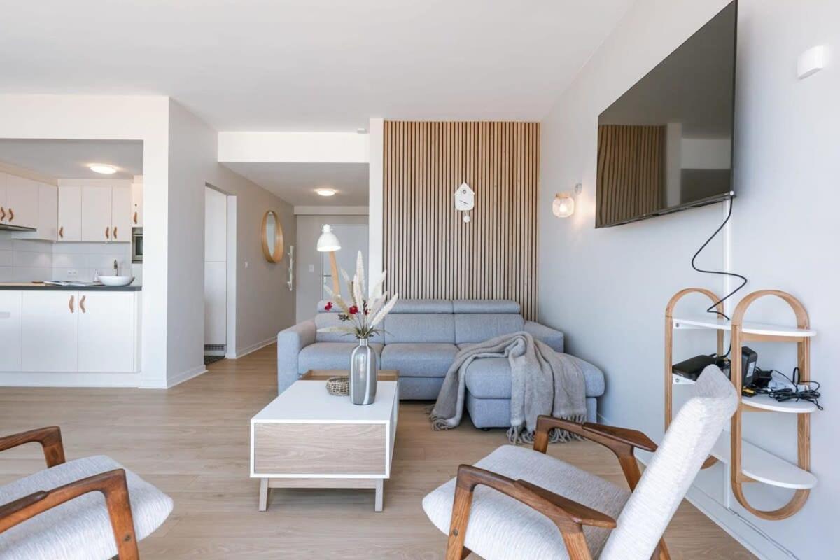 Huswell - Bright Seaview Apartment In Oostende Exterior foto